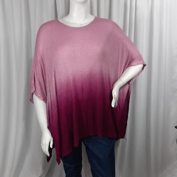 Lane Bryant Sweaters - NWOT Burgundy Gradient Fabric Poncho Size 18/20
